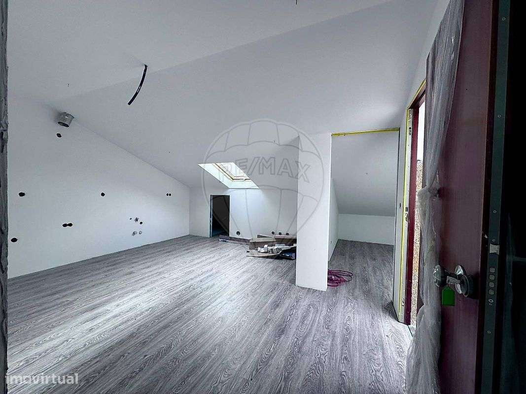 Apartamento T2 para arrendamento - Grande imagem: 2/26