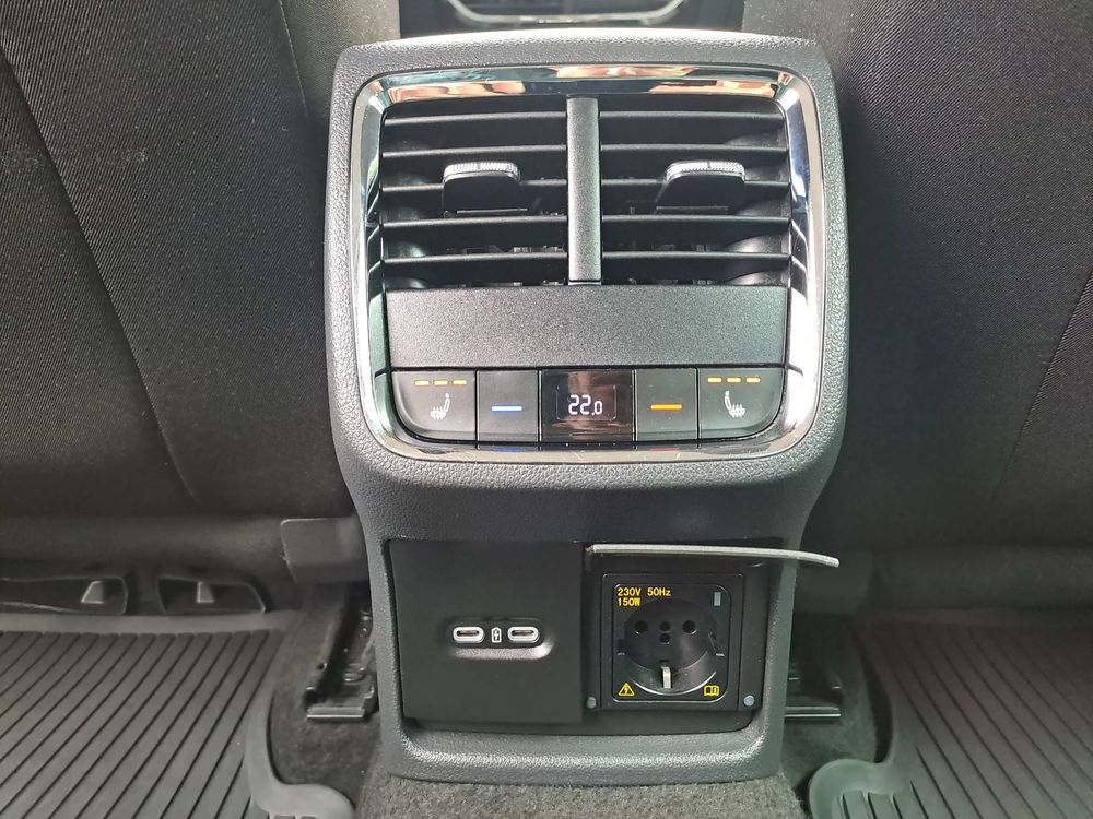 SKODA OCTAVIA HAK 230V 3-strefowa Klima Indukcja 2,0 TDI 150KM DSG ASO VAT23%