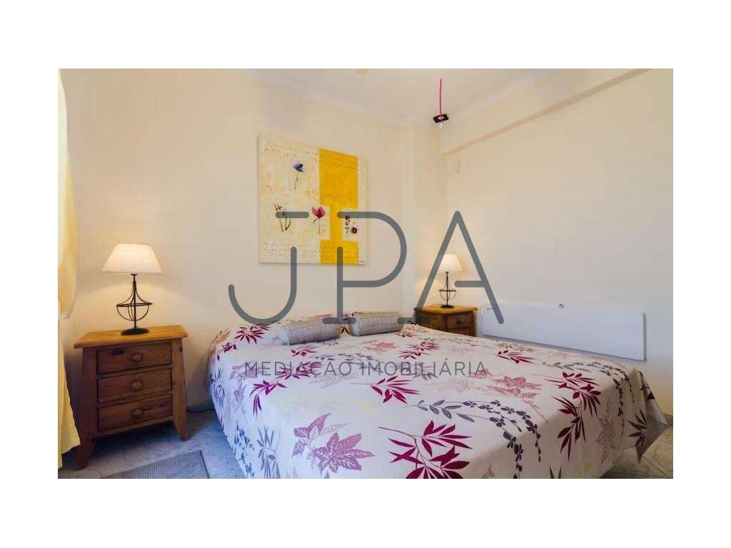 Moradia Isolada V4 +1 com Piscina e Garagem,Quinta do Sobral-12