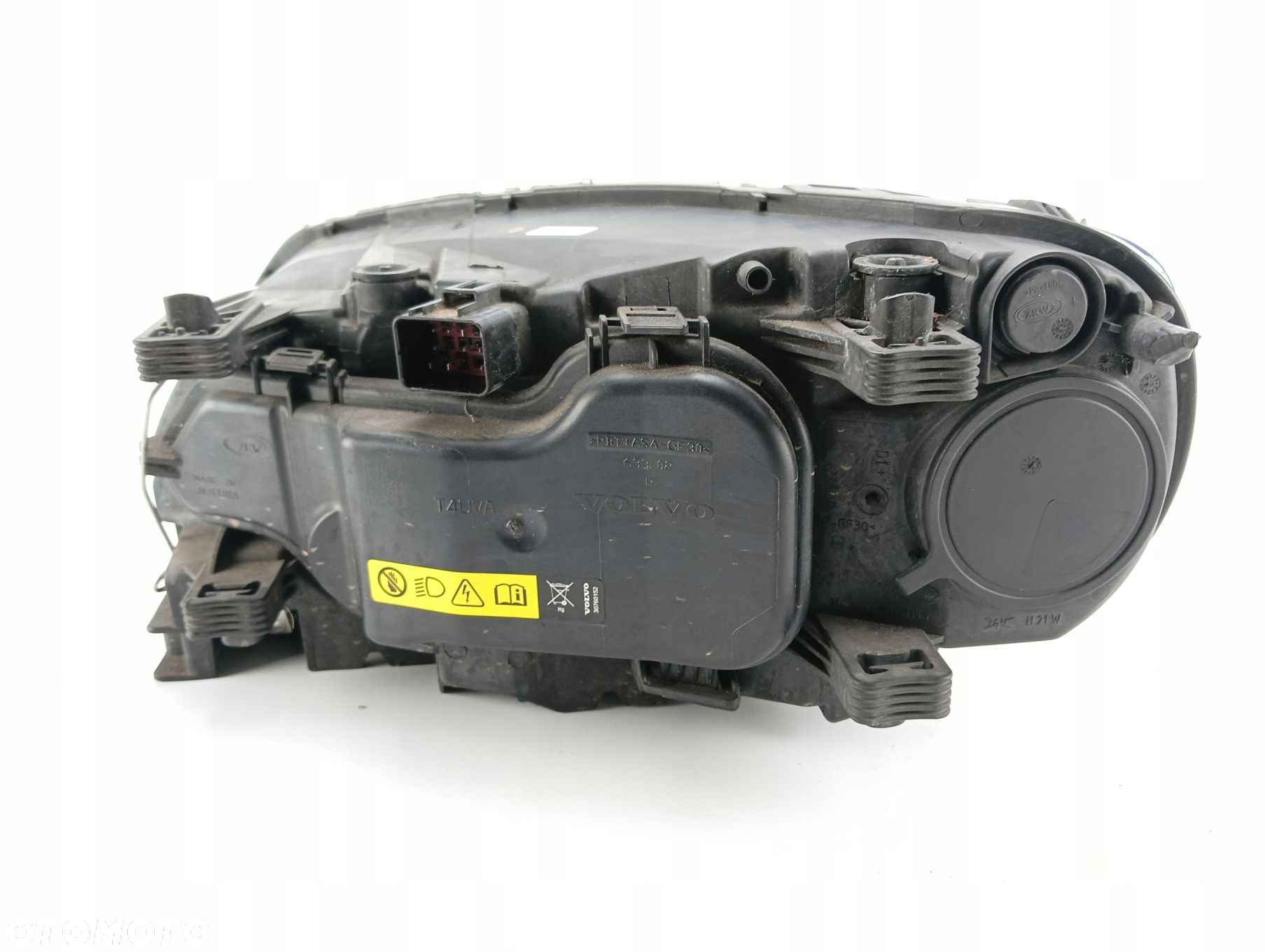 LAMPA PRAWY PRZÓD VOLVO V70 III LIFT (2013-2016) 2.0 D4 181KM 31420012 - 4