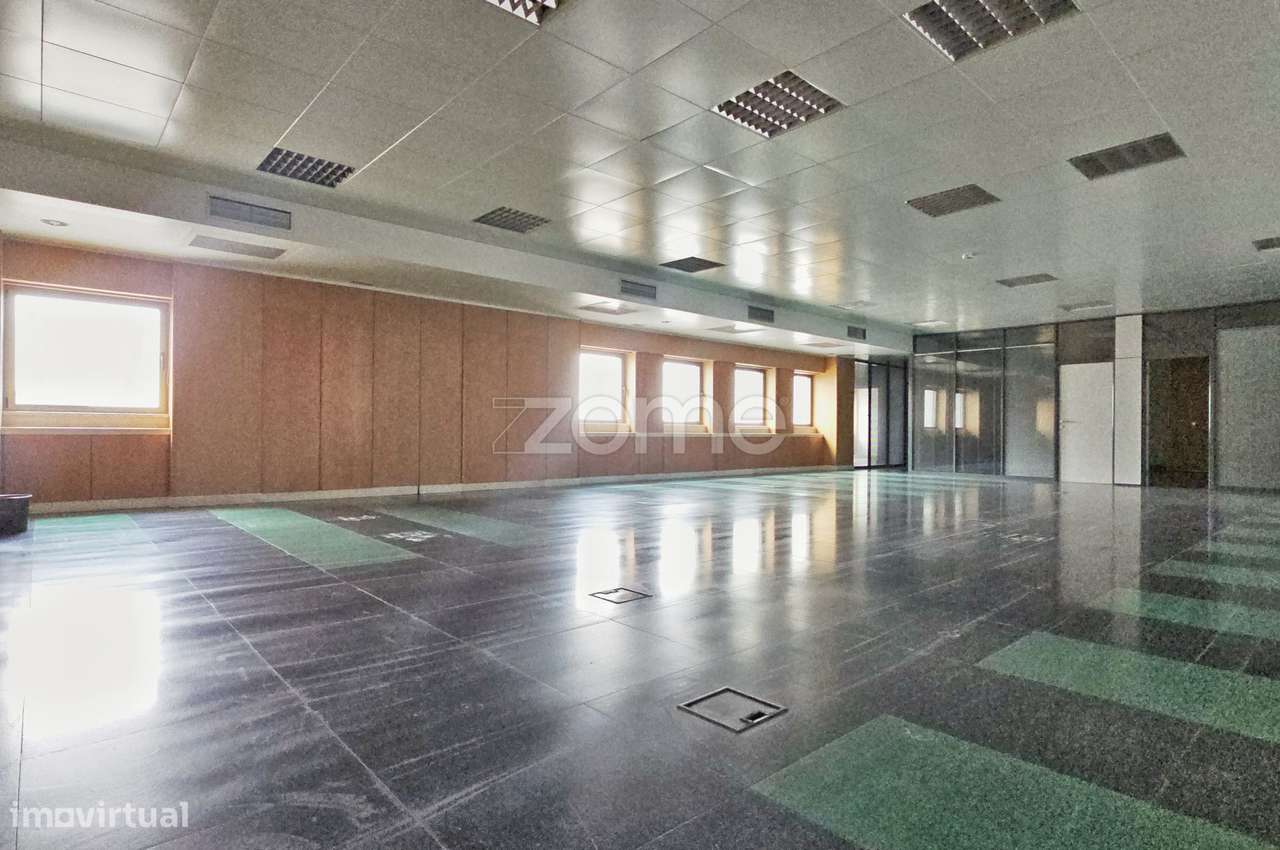 Escritório 294m² no Edifício Tejo, Alfragide - Grande imagem: 3/36