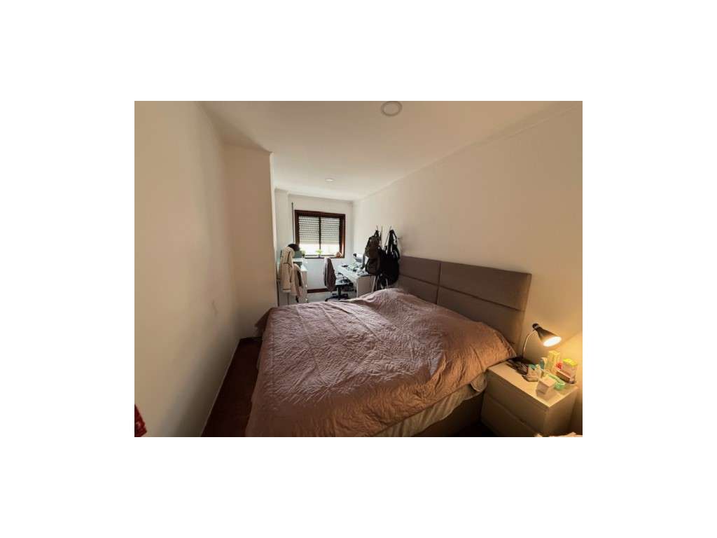 Apartamento T1 - Antas / Praça Velasquez - Grande imagem: 4/19