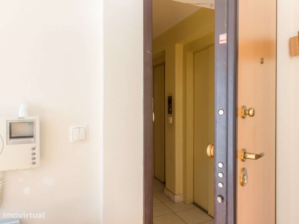 Apartamento - T2 - Torre da Marinha - Grande imagem: 2/24