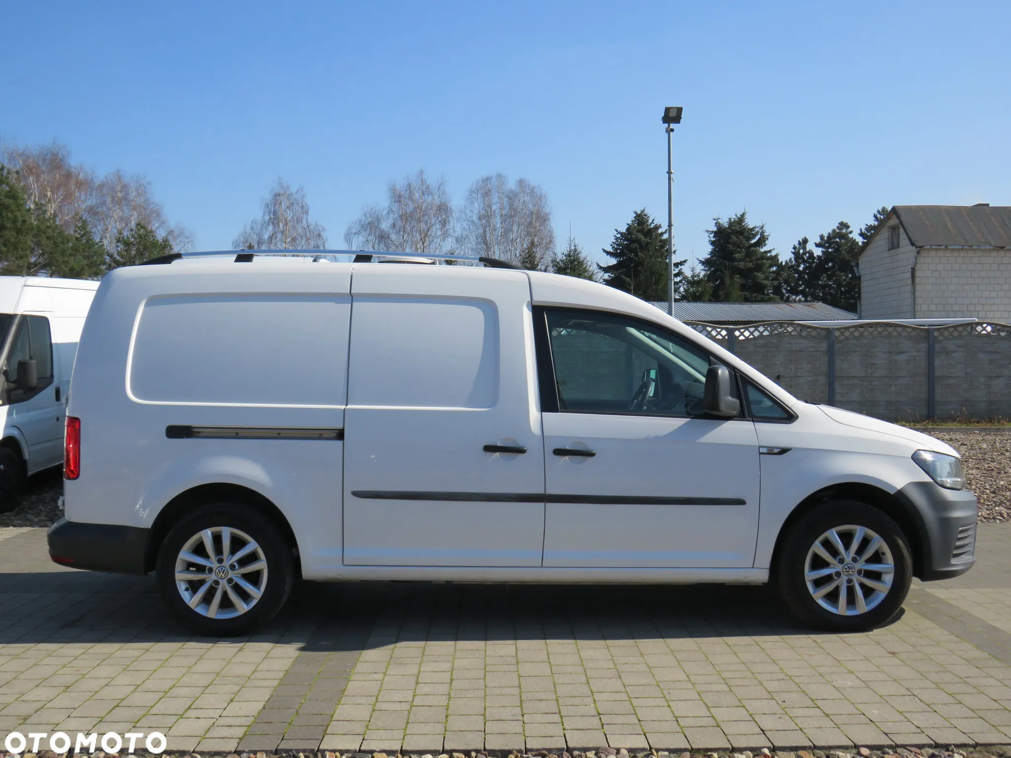 Volkswagen Caddy Long 2.0TDI 102Ps - 12