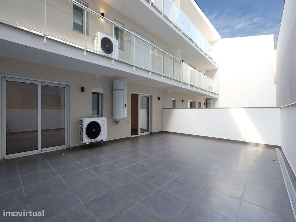 Magnífico Apartamento T2 com terraço privado a 2 passos da praia da...-20