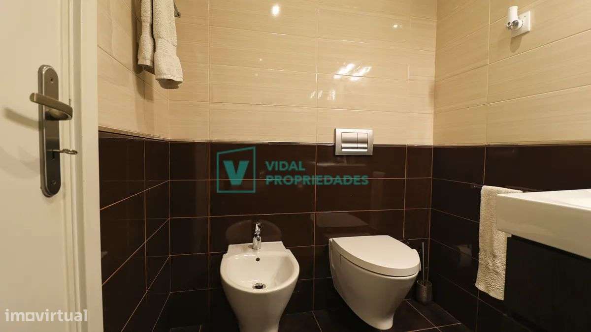 Apartamento T2 com garagem em box e piscina-11