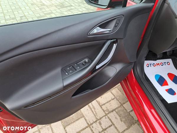 Opel Astra V 1.2 T Elegance S&S - 8