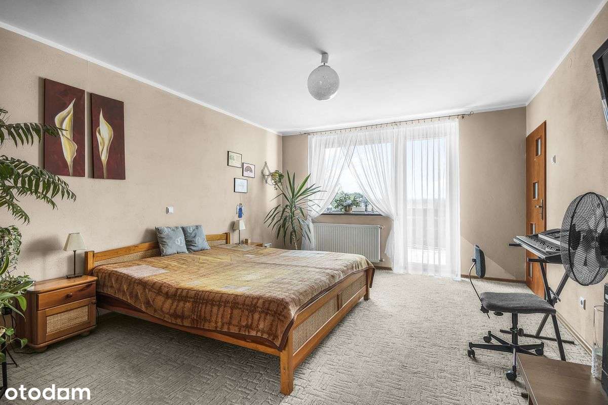 Wolnostojący dom na Strachocinie, 5 pokoi, garaż-8