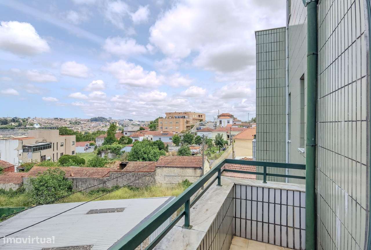 Apartamento T1+1 com Garagem em Gaia - Grande imagem: 2/31