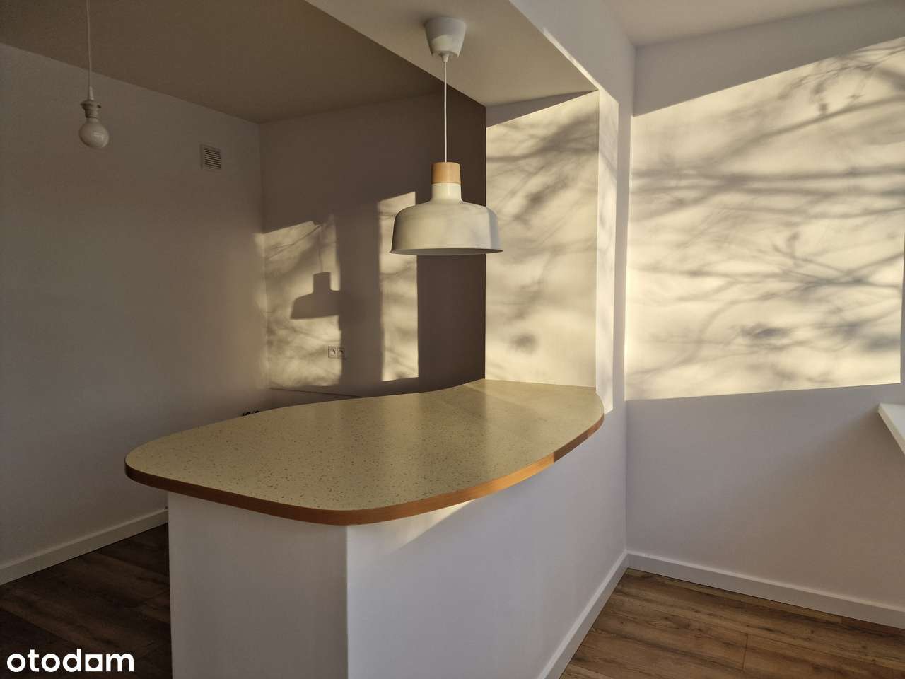 Przytulna kawalerka po generalnym remoncie-w centrum miasta. - Pełny obrazek: 5/16