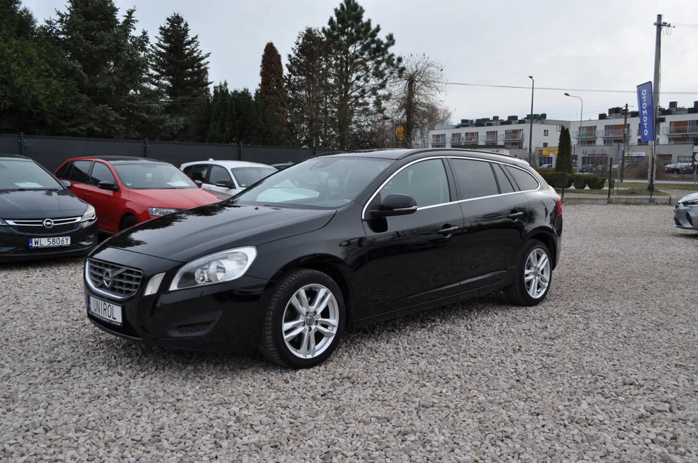 Volvo V60 I 2013