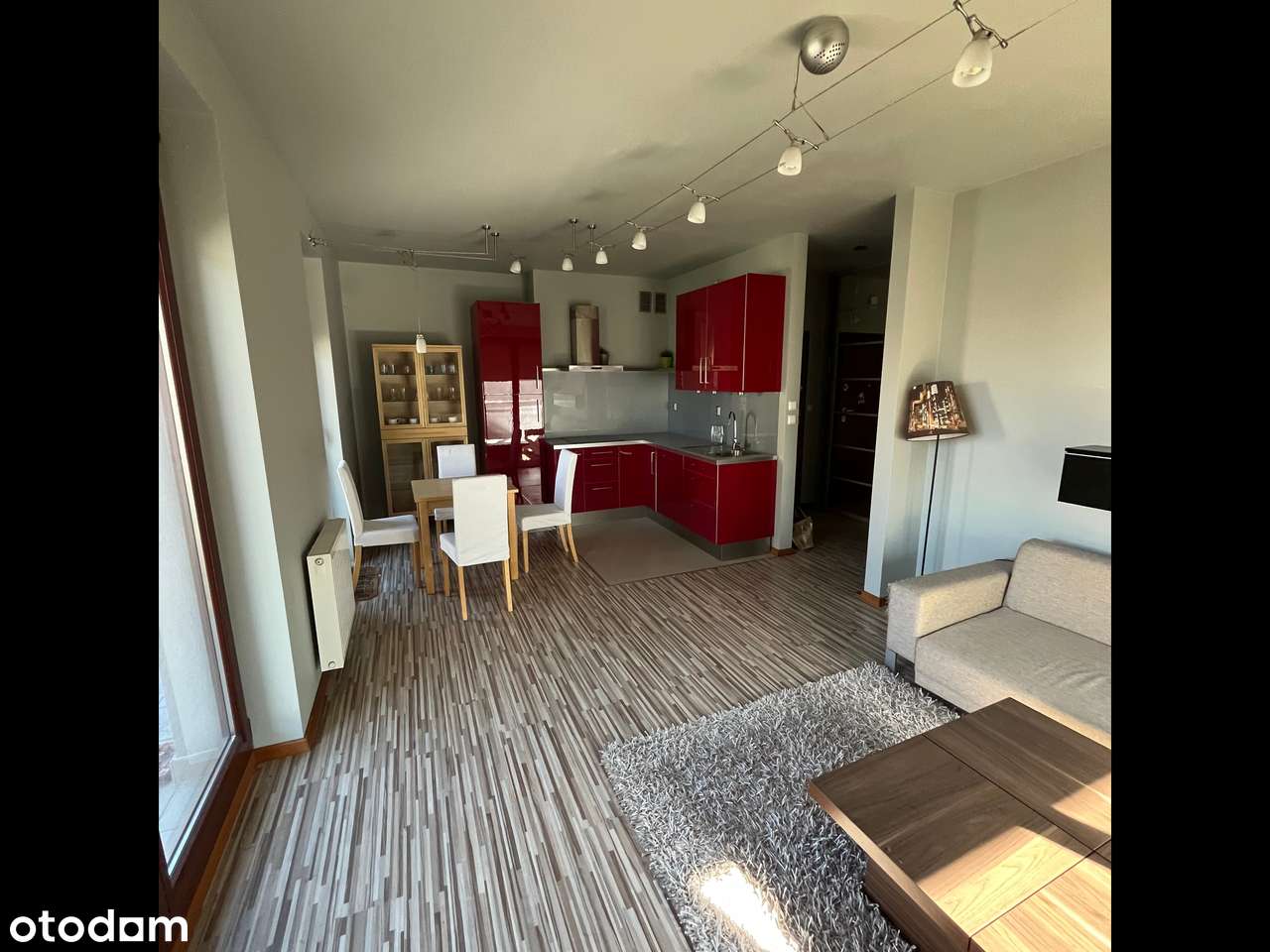 Kraków-ul. Komuny paryskiej-kawalerka-33,5m2-I piętro-garaż - Pełny obrazek: 1/8