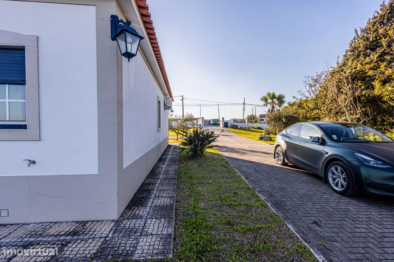 MORADIA T4 TÉRREA + GARAGEM + TERTÚLIA-4