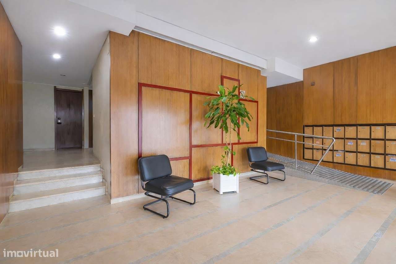 Apartamento T3 Totalmente Renovado em Gueifães – Excelente...-33