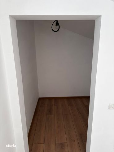 Rosu, Vila- Duplex, P+2. Imobil stil Italienesc!-7