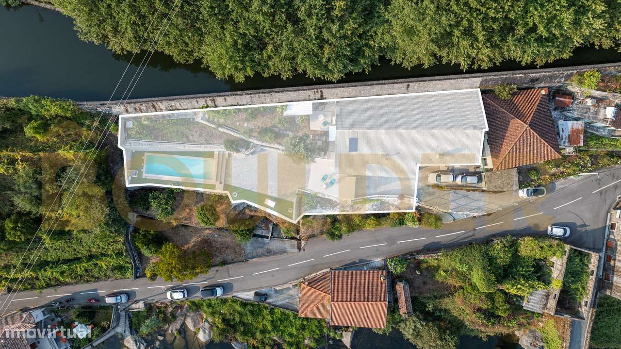 Moradia T6 em Esperança – Póvoa de Lanhoso-40