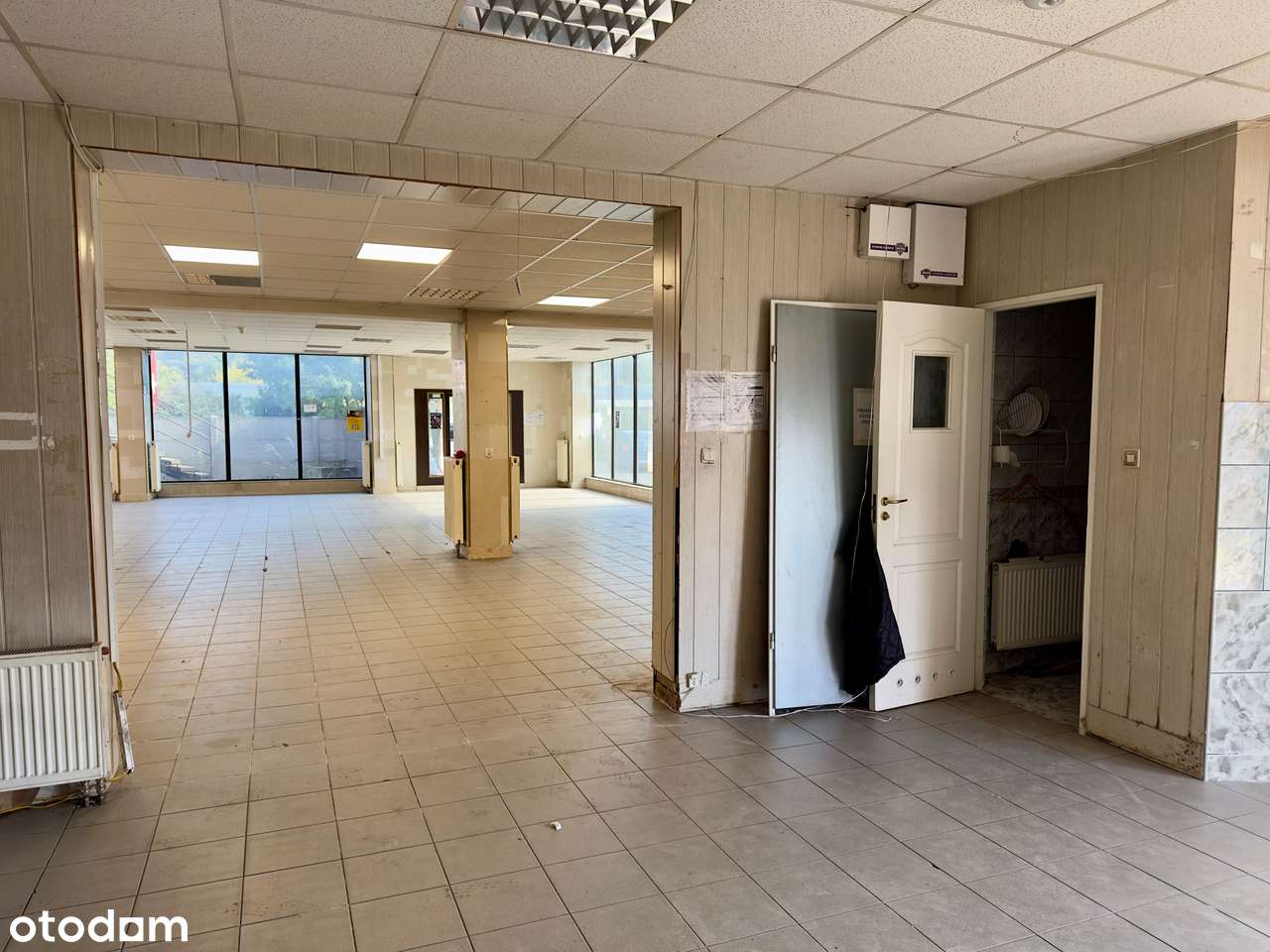 Lokal użytkowy 589 m² | Luboń, ul. Dworcowa | 980 000 zł-4