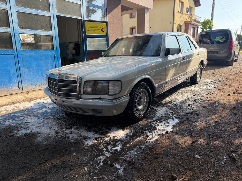 Mercedes-Benz S W126 1983