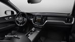 Volvo XC 60 B4 D AWD Plus Dark - 9