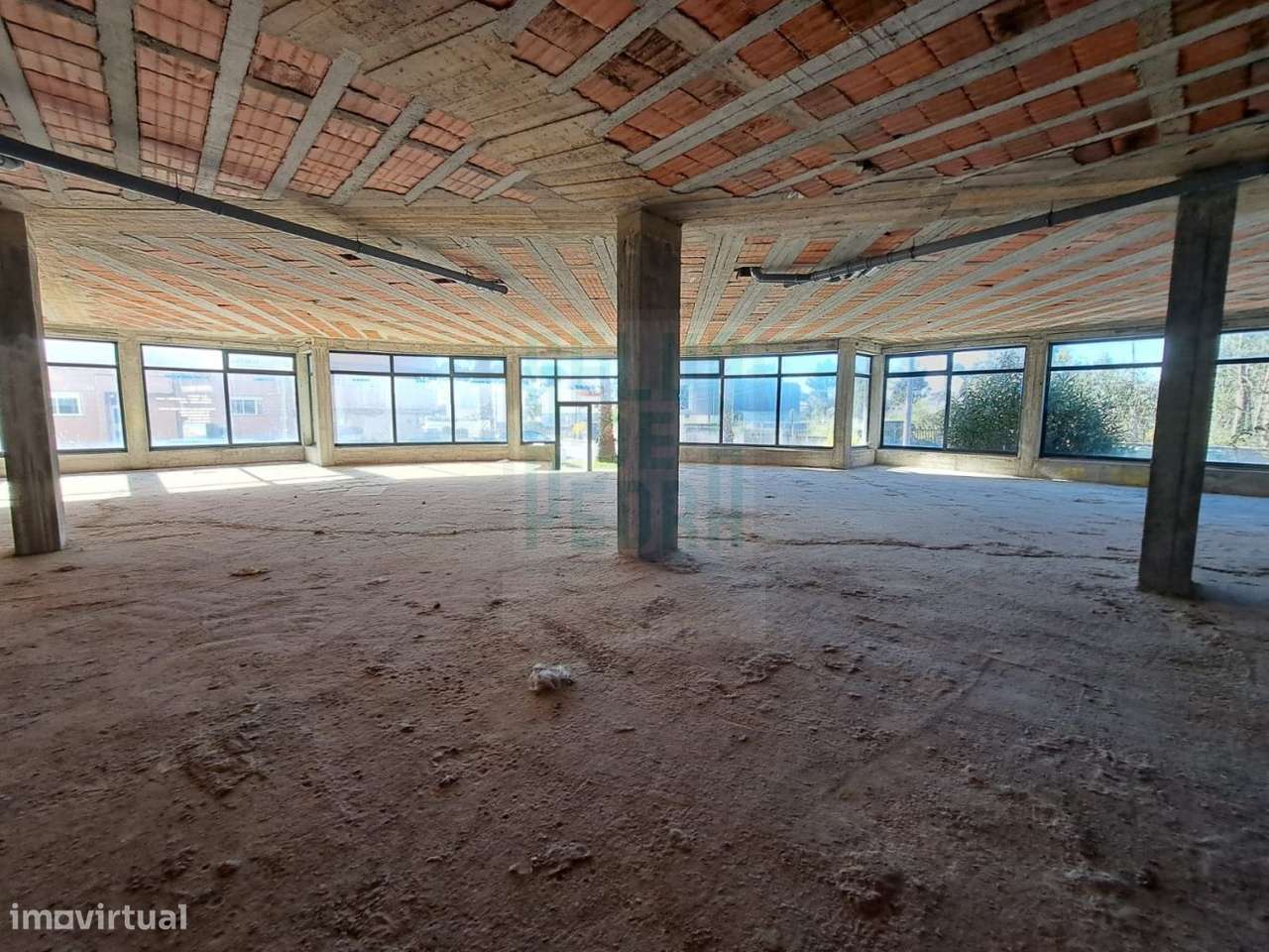 Espaço comercial na Rua do Agro, Praia, Madalena-7