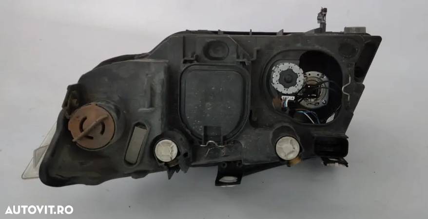 Far dreapta original H7 Europa BMW seria 3 E90 E91 - 9