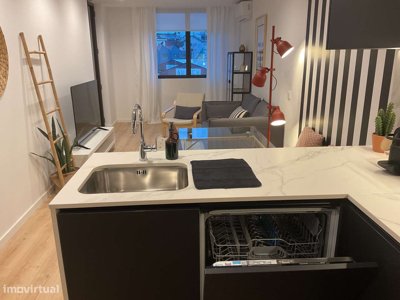 Apartamento T1 para arrendar, mobiliado - Grande imagem: 4/40