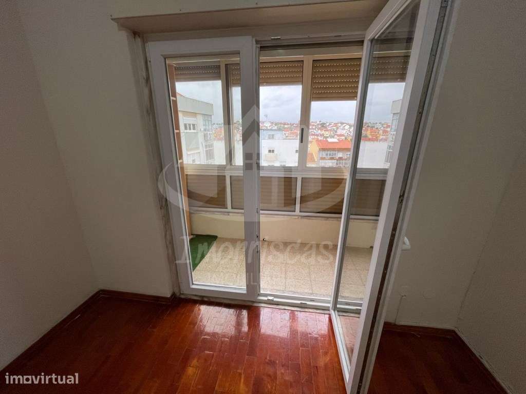 Apartamento T3 em Vale de Figueira, São João da Talha - Grande imagem: 4/22