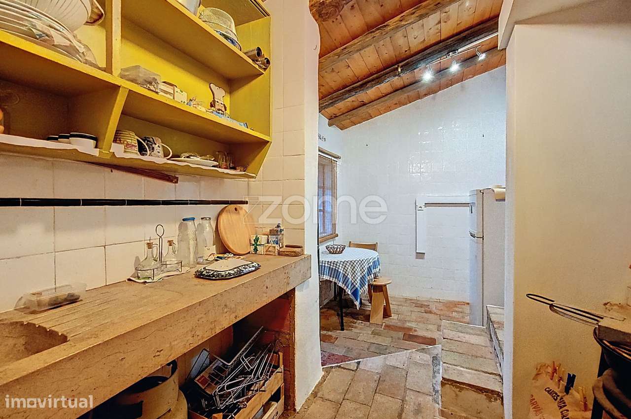 Moradia V2 no centro de São Marcos da Serra-23