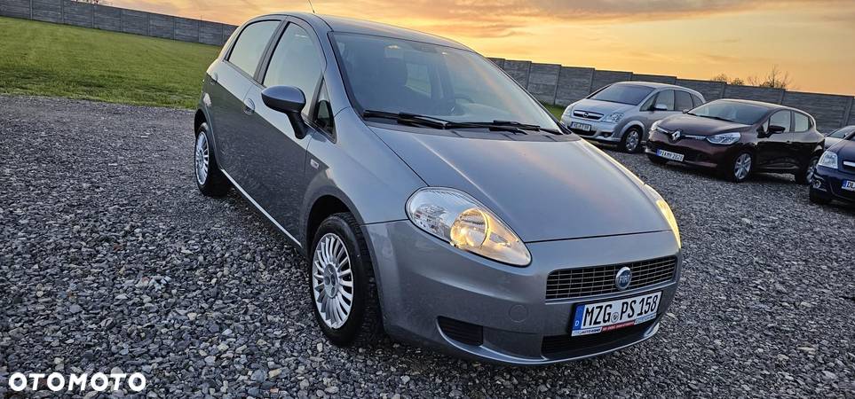 Fiat Grande Punto - 9