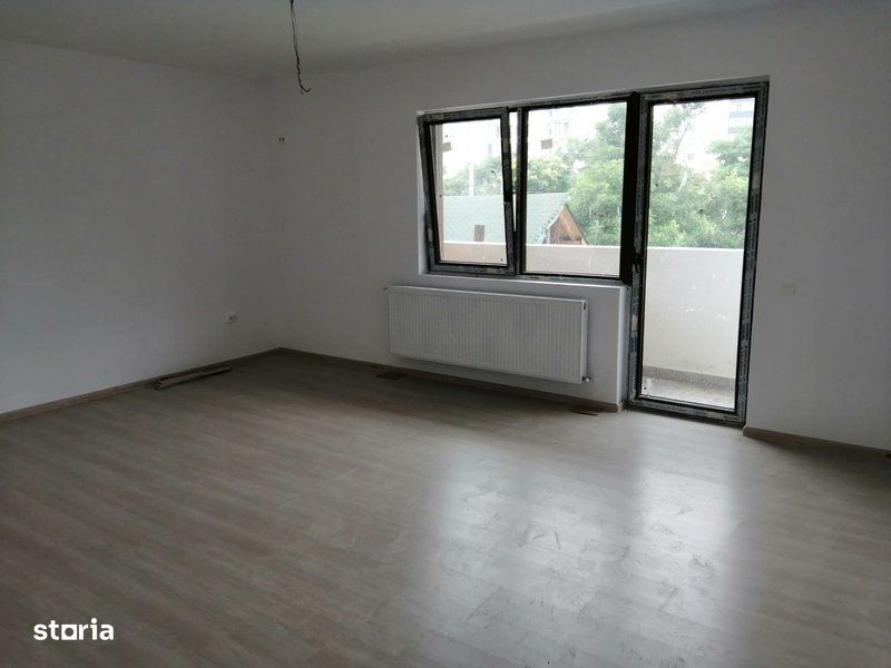 Apartament 2 Camere metrou Berceni - suprafata generoasa