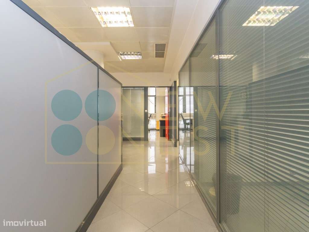 Escritório amplo com terraço de 77m2 na baixa de Setúbal, com possi...-32