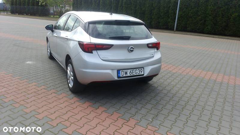 Opel Astra V 1.6 CDTI Dynamic S&S - 8