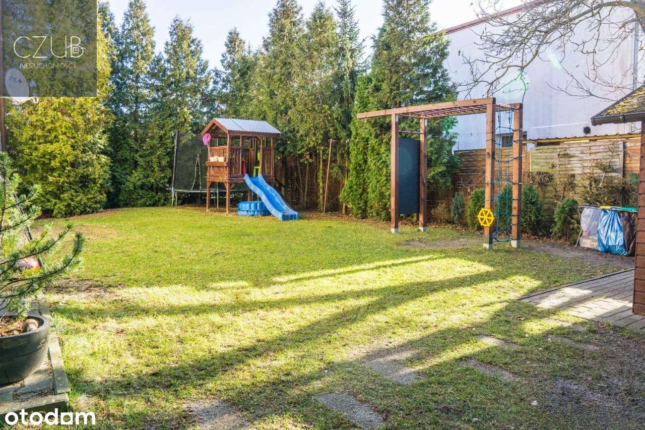 Dom piętrowy / centrum Zaniemyśla / plaża / las-16