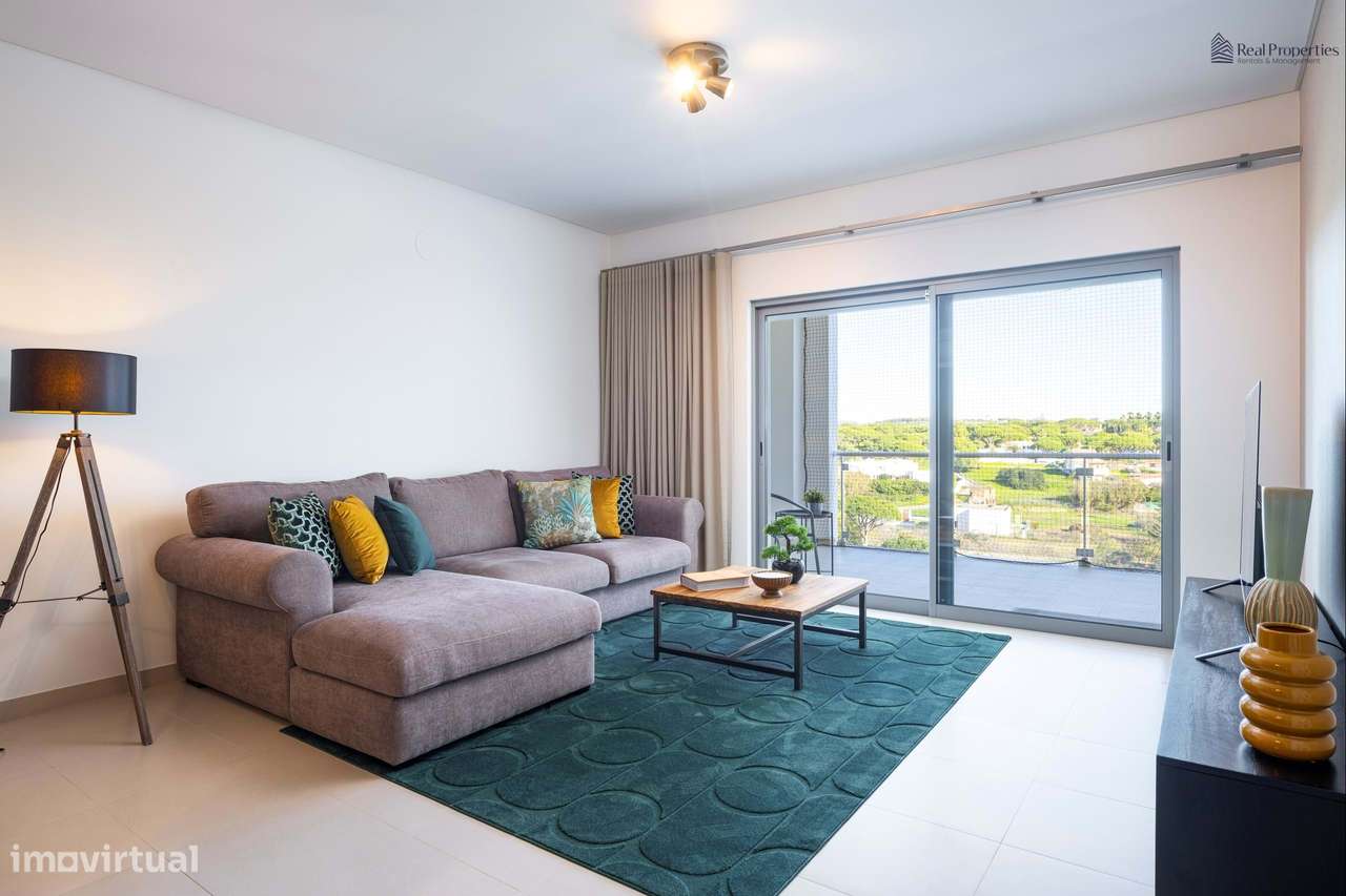 Exclusivo Apartamento T3 no Último Andar com Vistas Desafogadas e Loca - Grande imagem: 4/36