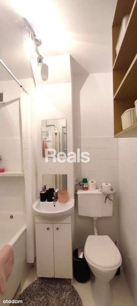 Kawalerka Muranów Śródmieście, balkon, komórka-6