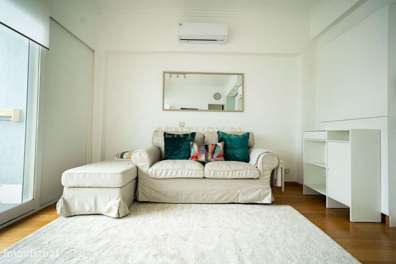 T1 charmoso para arrendamento na Avenida 5 de Outubro com elevador - Grande imagem: 3/17