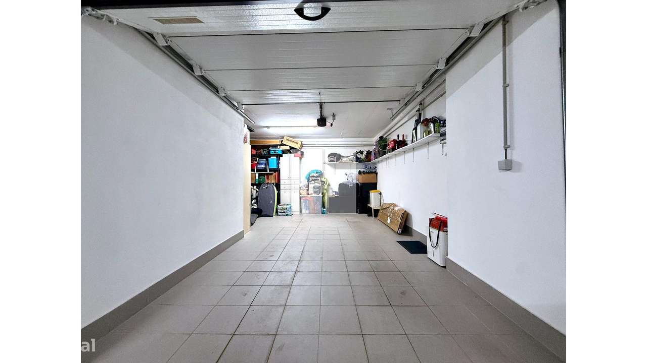 Apartamento T3 Seminovo c/ Terraço-43