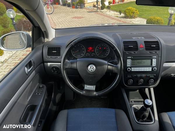 Volkswagen Golf 1.4 Comfortline - 21