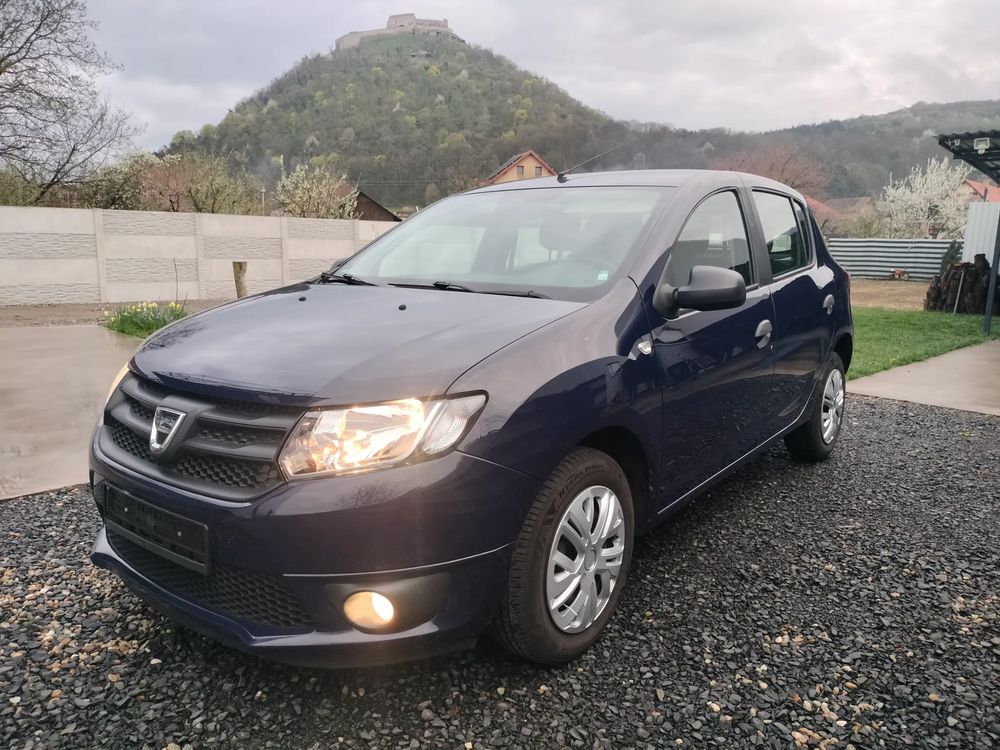 Dacia Sandero 1.2 16V 75 Ambiance 2016