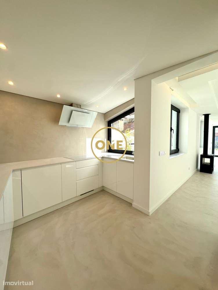 Moradia NOVA T3+1 | 330 m2 | Piscina | PRAIA | Francelos-12