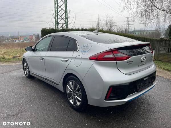 Hyundai IONIQ hybrid Platinum - 3