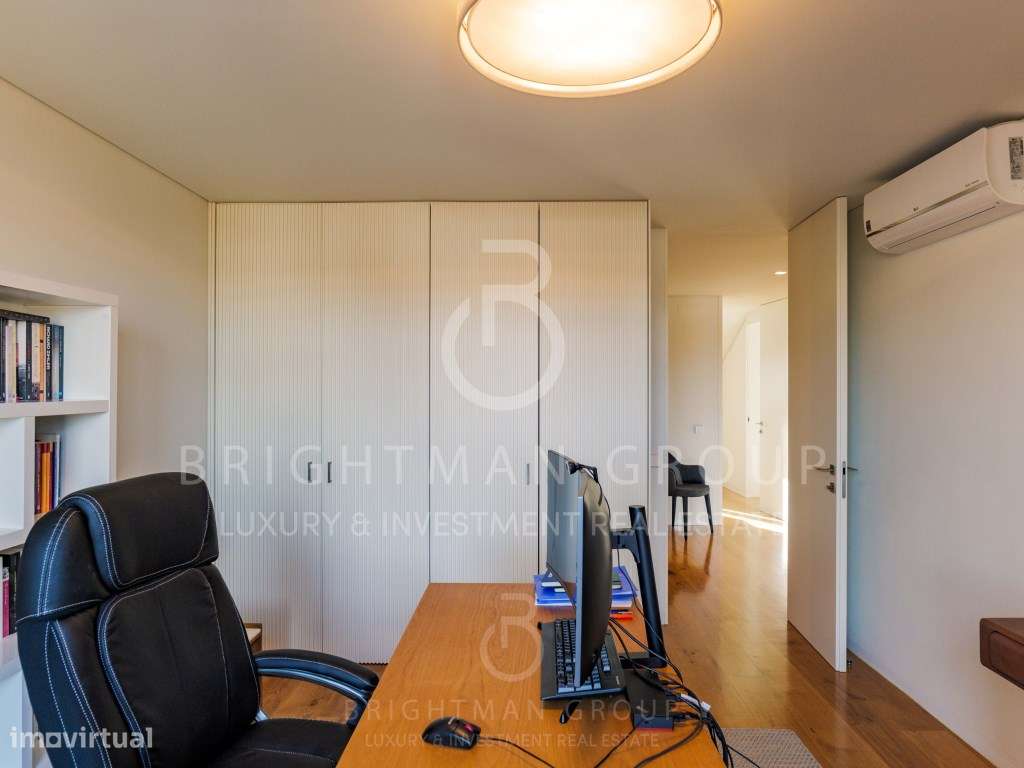 Novo Penthouse T4 duplex no coração do Campo Grande-24