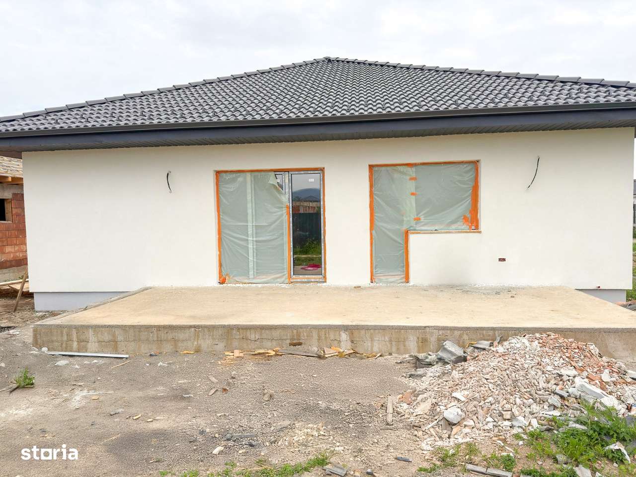 Casă individuală pe parter, Teren de 500 mp – Cartier Izvor - Imagine principală: 4/13