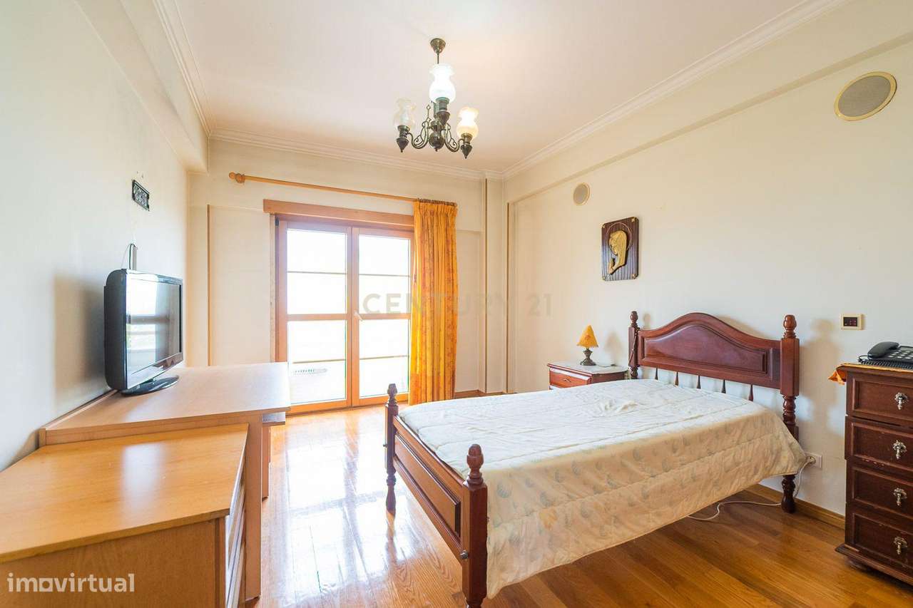 Apartamento T3 c/Box | Matarraque-20