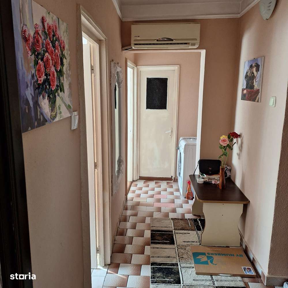 Se vinde apartament 2 camere! - Imagine principală: 4/5