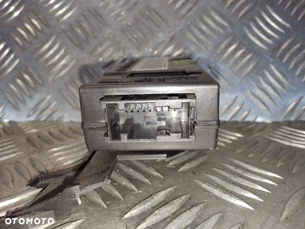 Moduł sterownik Bluetooth PEUGEOT 3008 9665183080 - 4