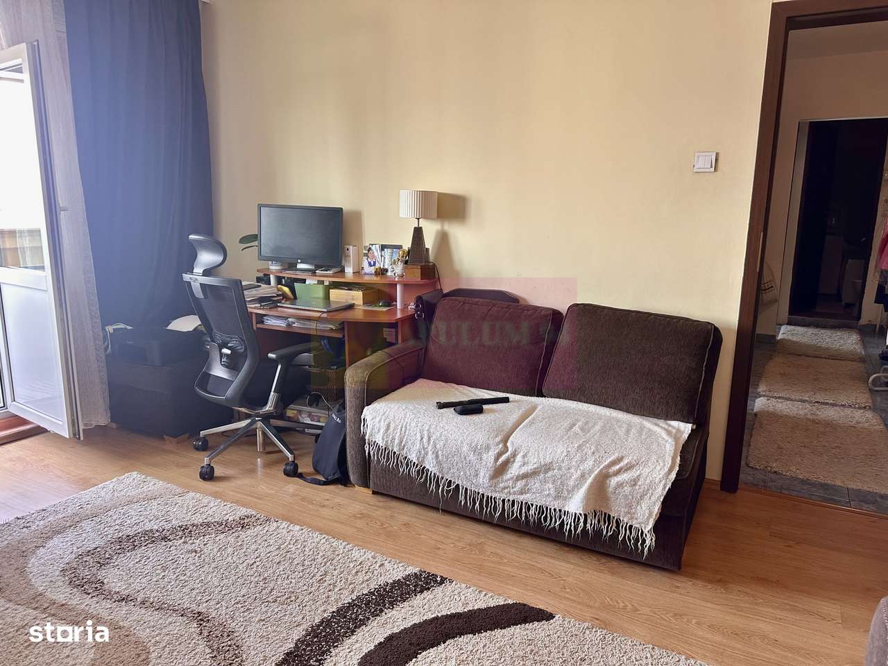 2 camere de vanzare Sebastian - Novaci-1