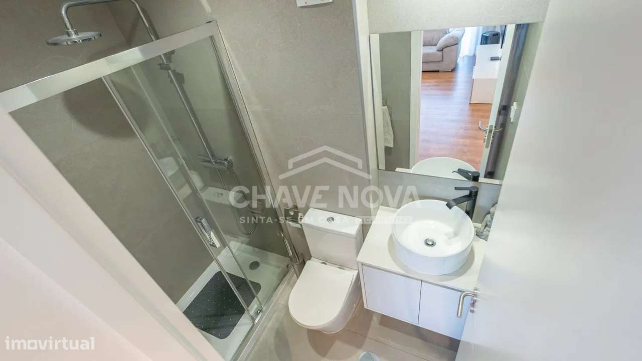 Apartamento T3 Remodelado com Garagem Box e Terreno para Cultivo-13