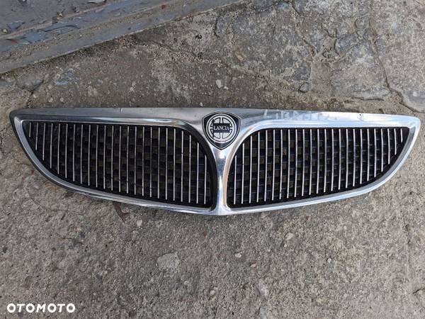Lancia Libra Grill atrapa chłodnicy - 1