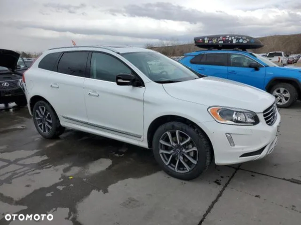 Volvo XC 60 T6 AWD Geartronic Inscription - 3